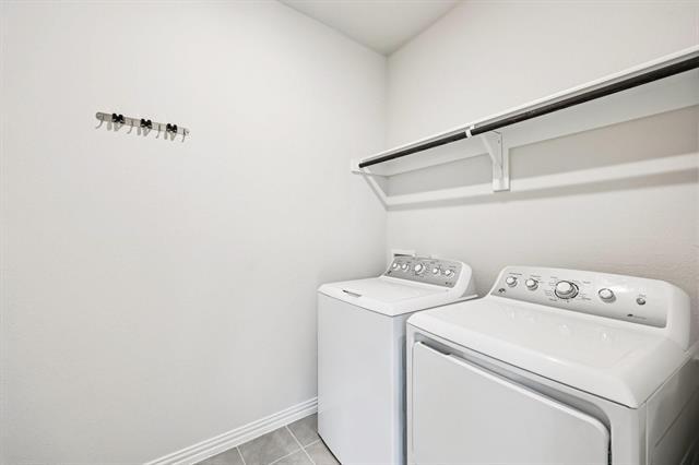 Building Photo - 1303 Cress Gdn Ln