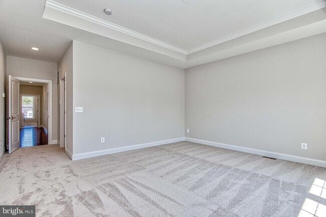 Building Photo - 3100 Greenway Blvd