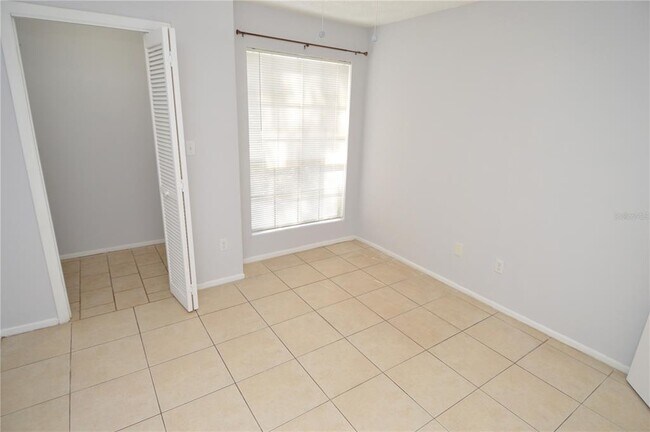 Building Photo - 8702 Mallard Reserve Dr