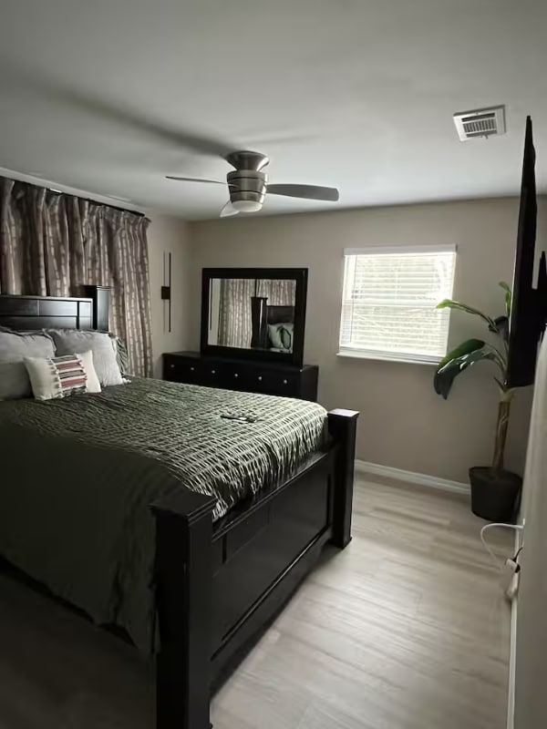 Building Photo - 4332 Key Largo Dr