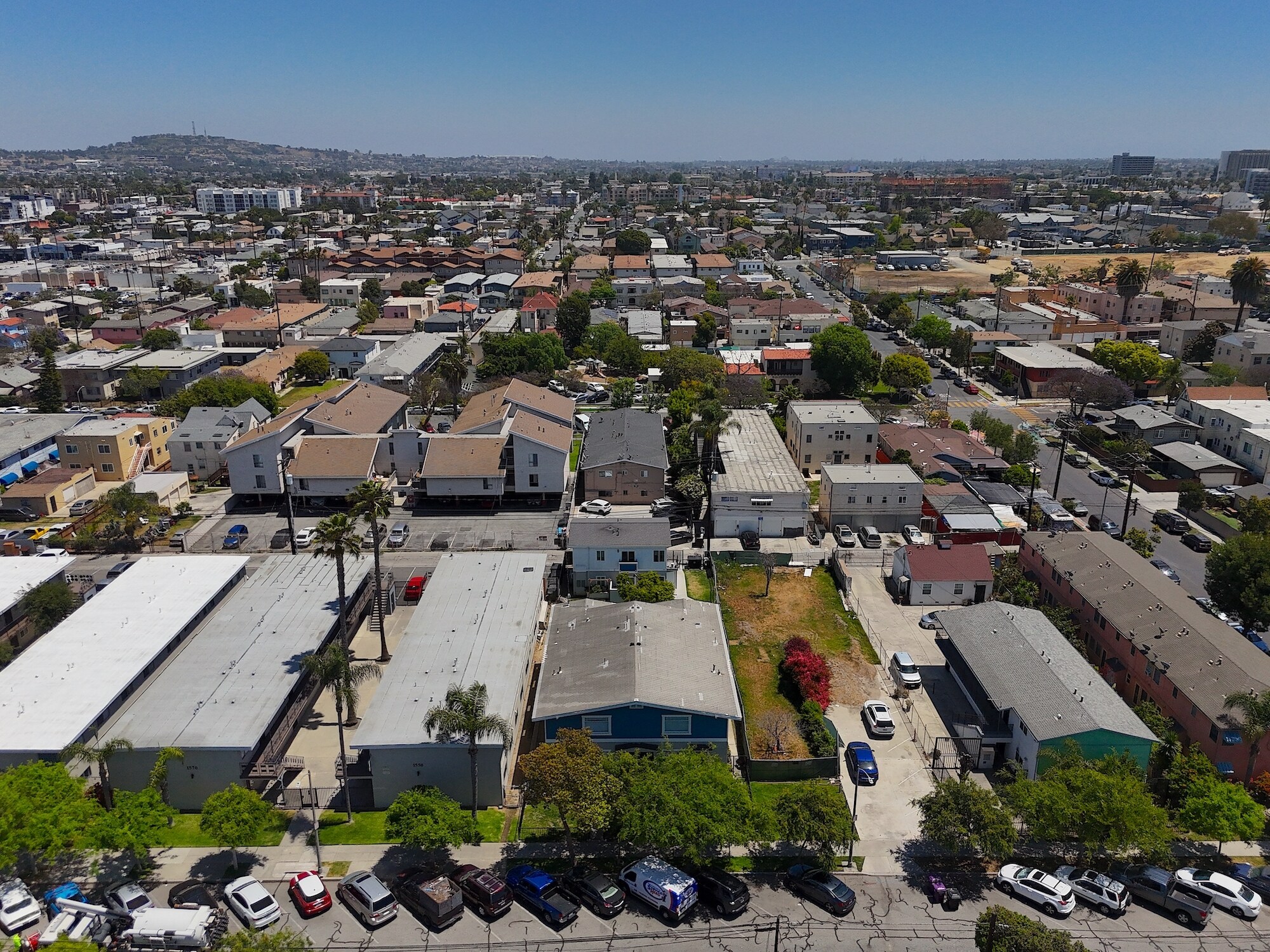 Building Photo - 1530 Henderson Ave