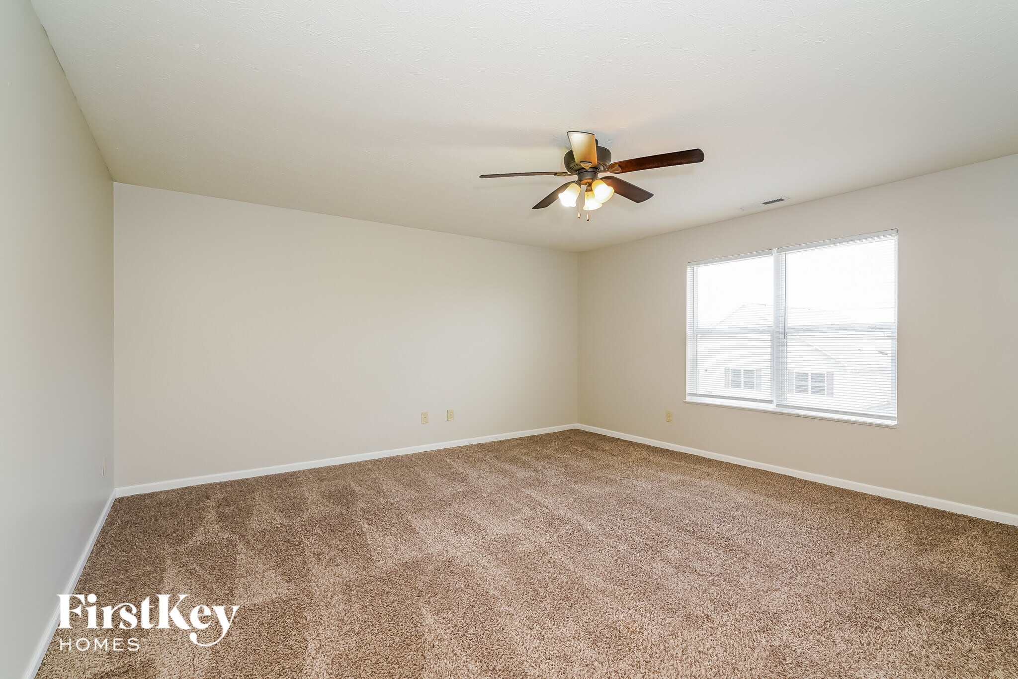 Building Photo - 881 Briarstone Dr