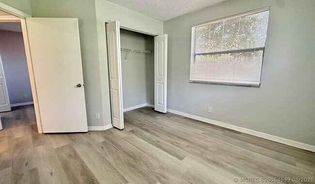 Building Photo - 11464 NW 39th St