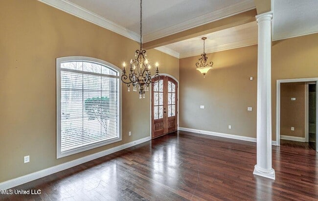 Building Photo - 401 Ash Tree Ln