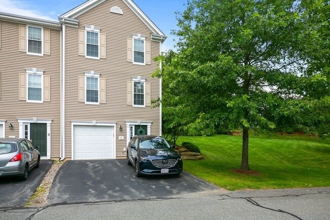 Building Photo - 77 Buttercup Ln