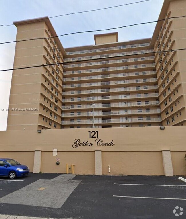 Building Photo - 121 Golden Isles Dr
