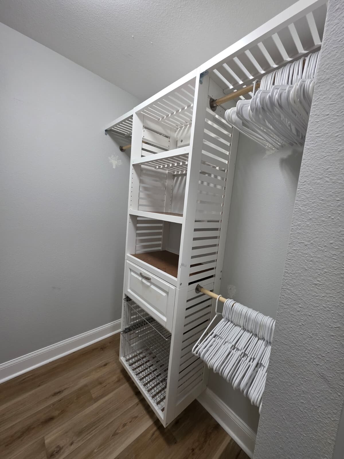 Building Photo - 2430 Canopy Dr