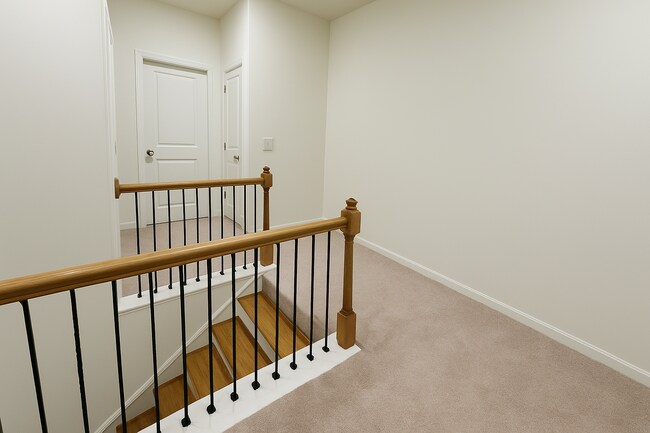 Building Photo - Like New Townhome in Flowery Branch: Immac...