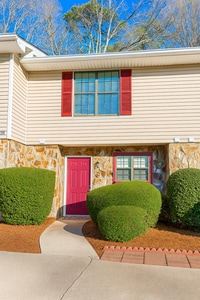 Building Photo - 2 bedroom/2.5 bathroom condo in Gainesville City Limits