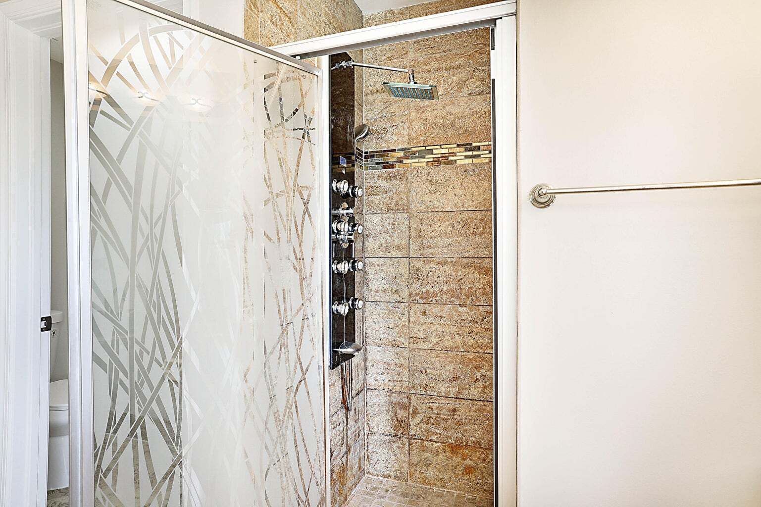 Building Photo - 122 Kensington Way