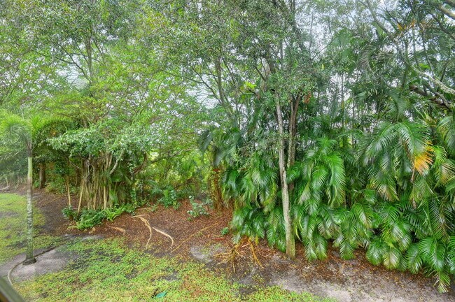 Building Photo - 7910 Laina Ln