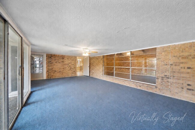 Building Photo - 4912 Goose Creek Dr