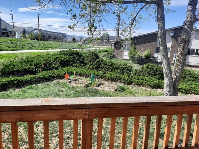 Building Photo - 2 bedroom near downtown Golden | Off-street parking | Mountain views