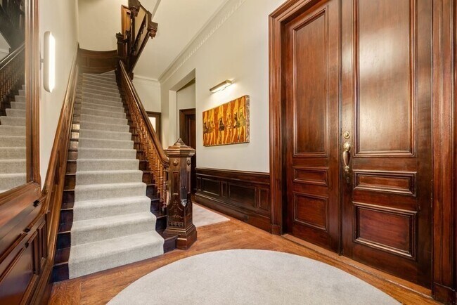 Building Photo - 29 Marlborough St