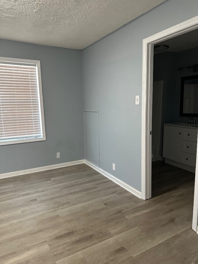 Building Photo - 2112 Steadman St