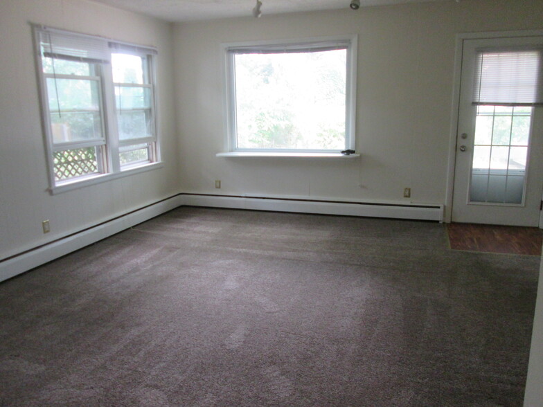 Living room 1 - 503 N Sherman Ave