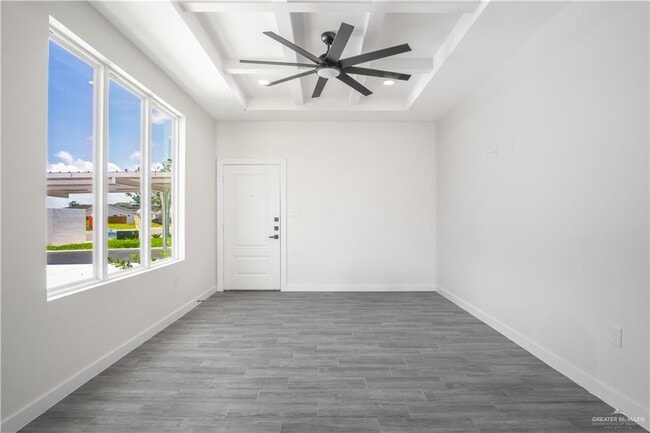 Building Photo - 22 E Viviana St