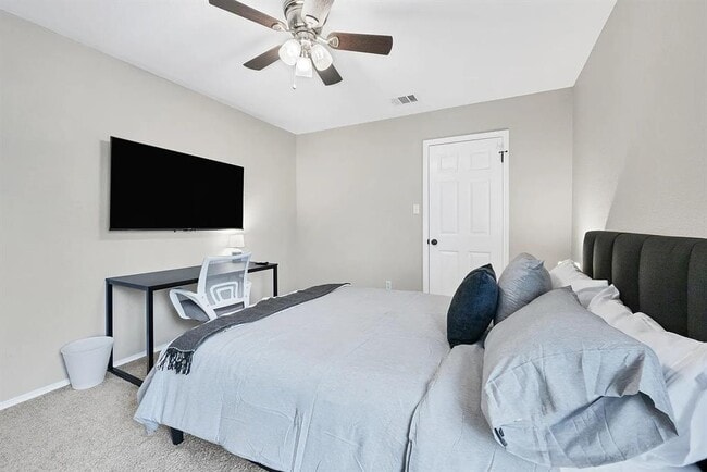 Building Photo - 11306 Avering Ln