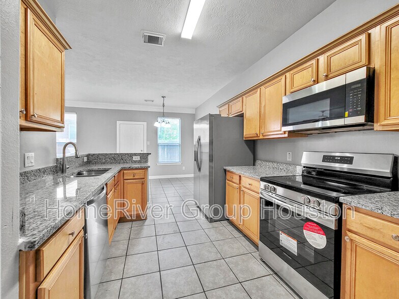 Building Photo - 12506 Panther Pl Dr