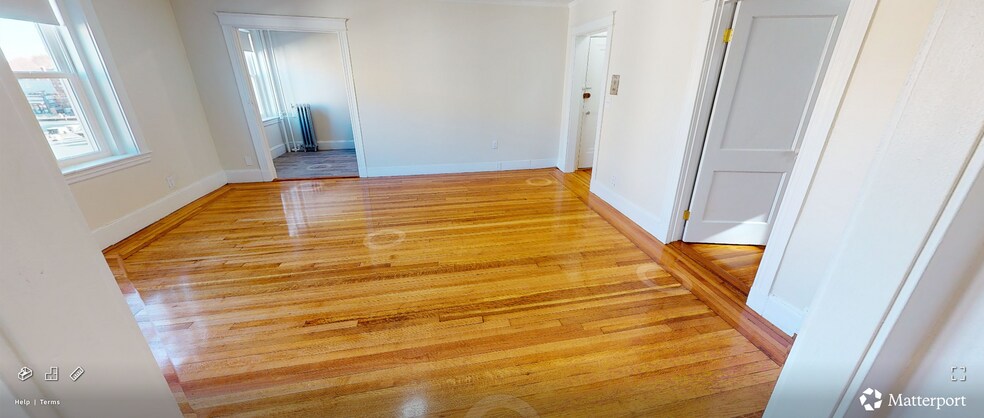 Building Photo - 108 Washington St