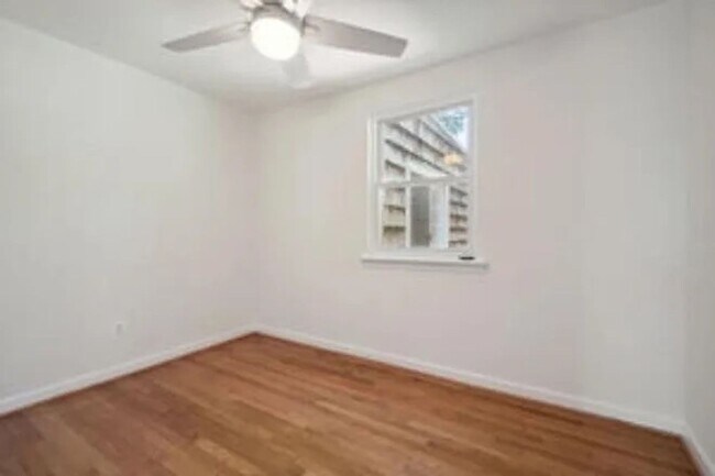 Building Photo - 8413 Spencer Ct