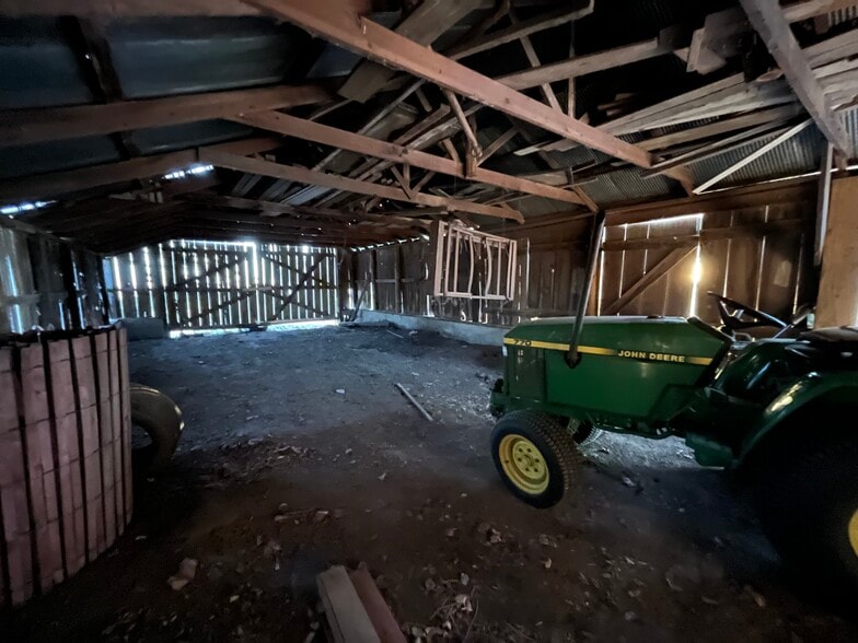 Building Photo - 14044 Strawn Rd