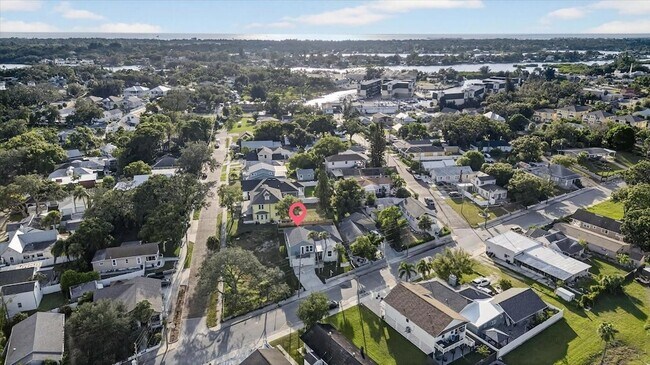 Building Photo - 207 Athens St