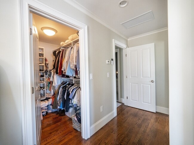 Building Photo - 38 Troy Ln