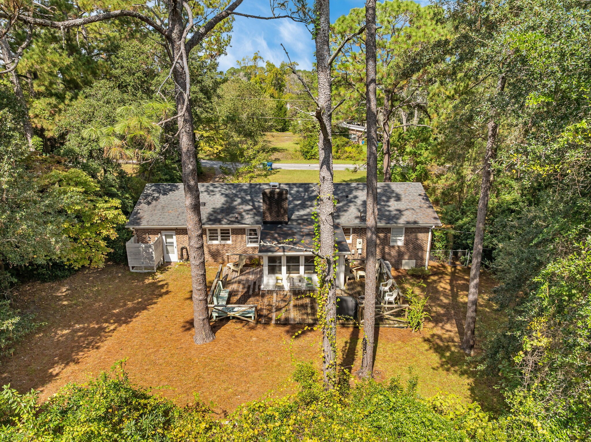 Building Photo - 457 Baytree Rd