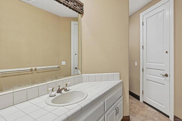 Building Photo - 431 Flores De Oro