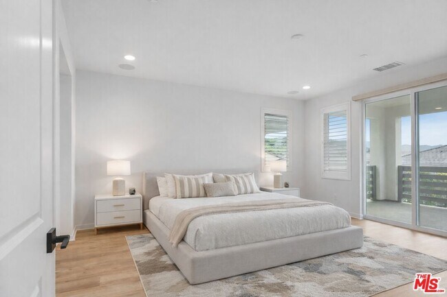Building Photo - 18130 Radiance Ln
