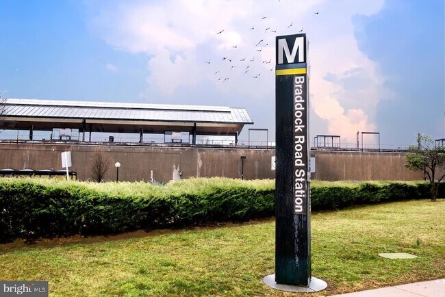 Building Photo - 226 Guthrie Ave