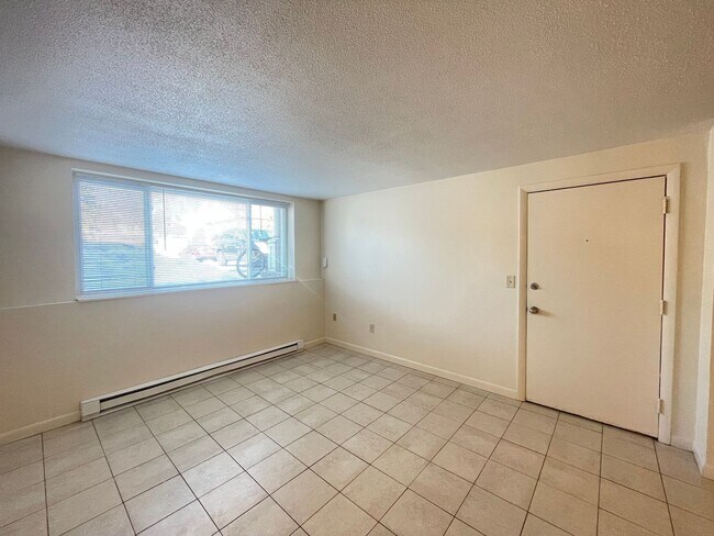 Building Photo - 181 Loudon Rd