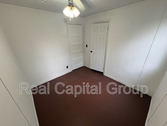Building Photo - 1345 3rd St