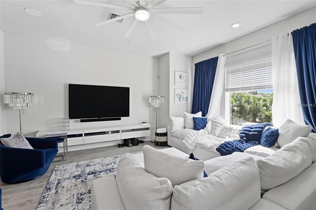 Building Photo - 2511 N Grady Ave