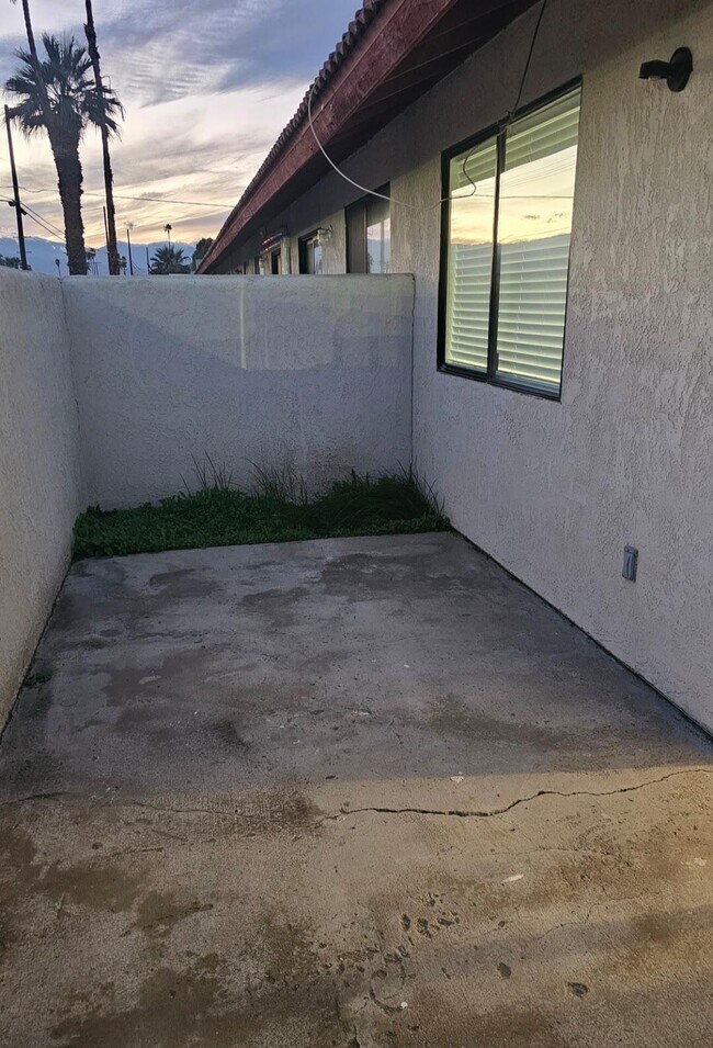 Building Photo - 43965 Towne St