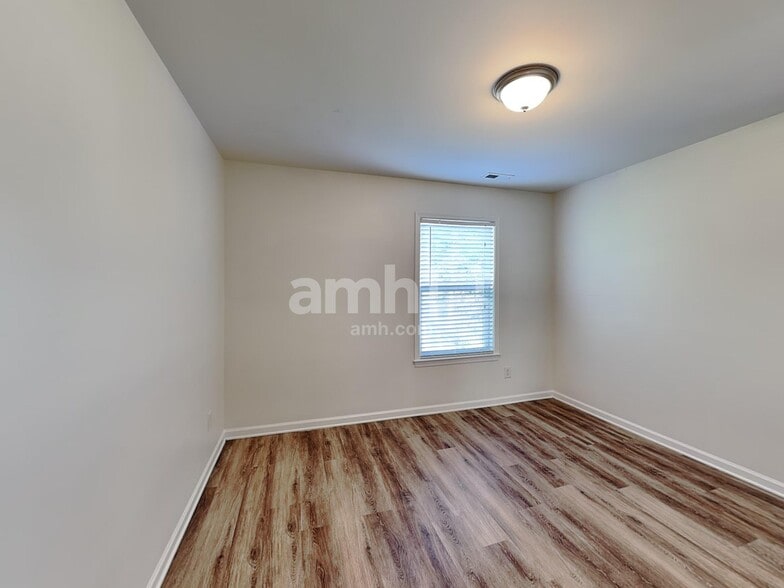 Building Photo - 16531 Falconry Way