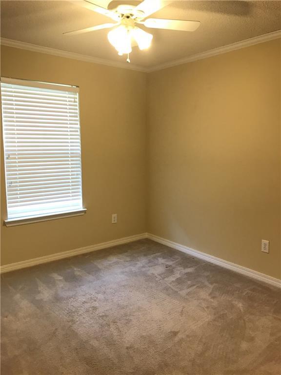 Building Photo - 147 Cypress Ln