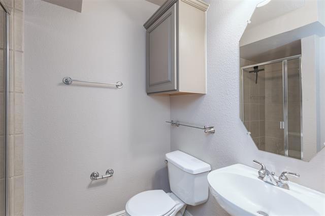 Building Photo - 12328 Hawk Creek Dr