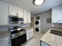 Building Photo - 3057 Pharr Ct N Northwest