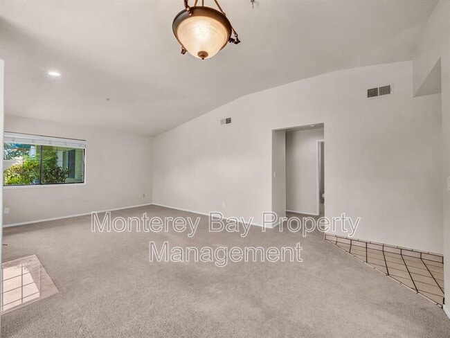 Building Photo - 110 Pheasant Ridge Rd