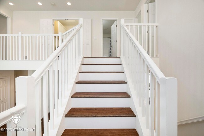 Building Photo - 11476 Discovery Park Dr