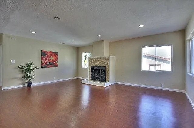 Building Photo - 8109 Ney Ave
