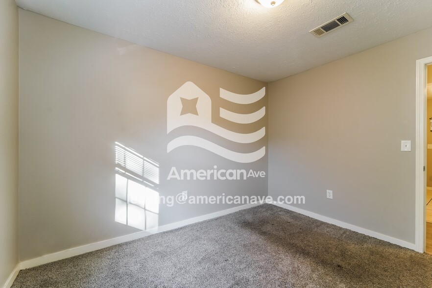 Building Photo - 814 Harvey St