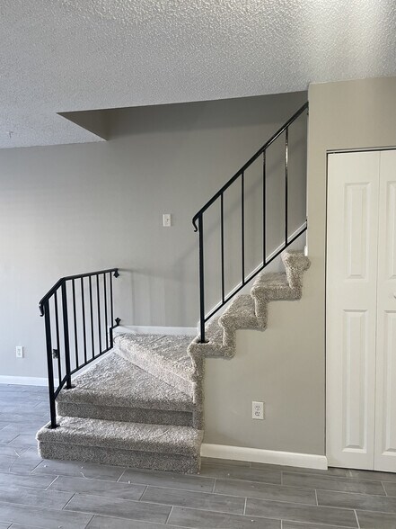 Building Photo - 11332 Grandville Dr
