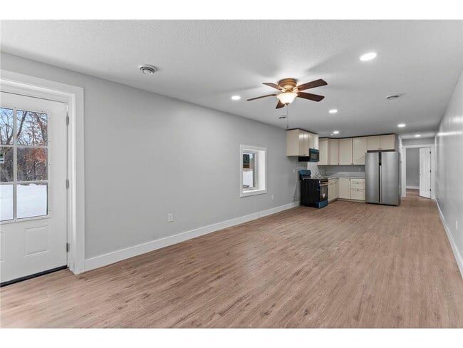 Building Photo - 1768 US-8