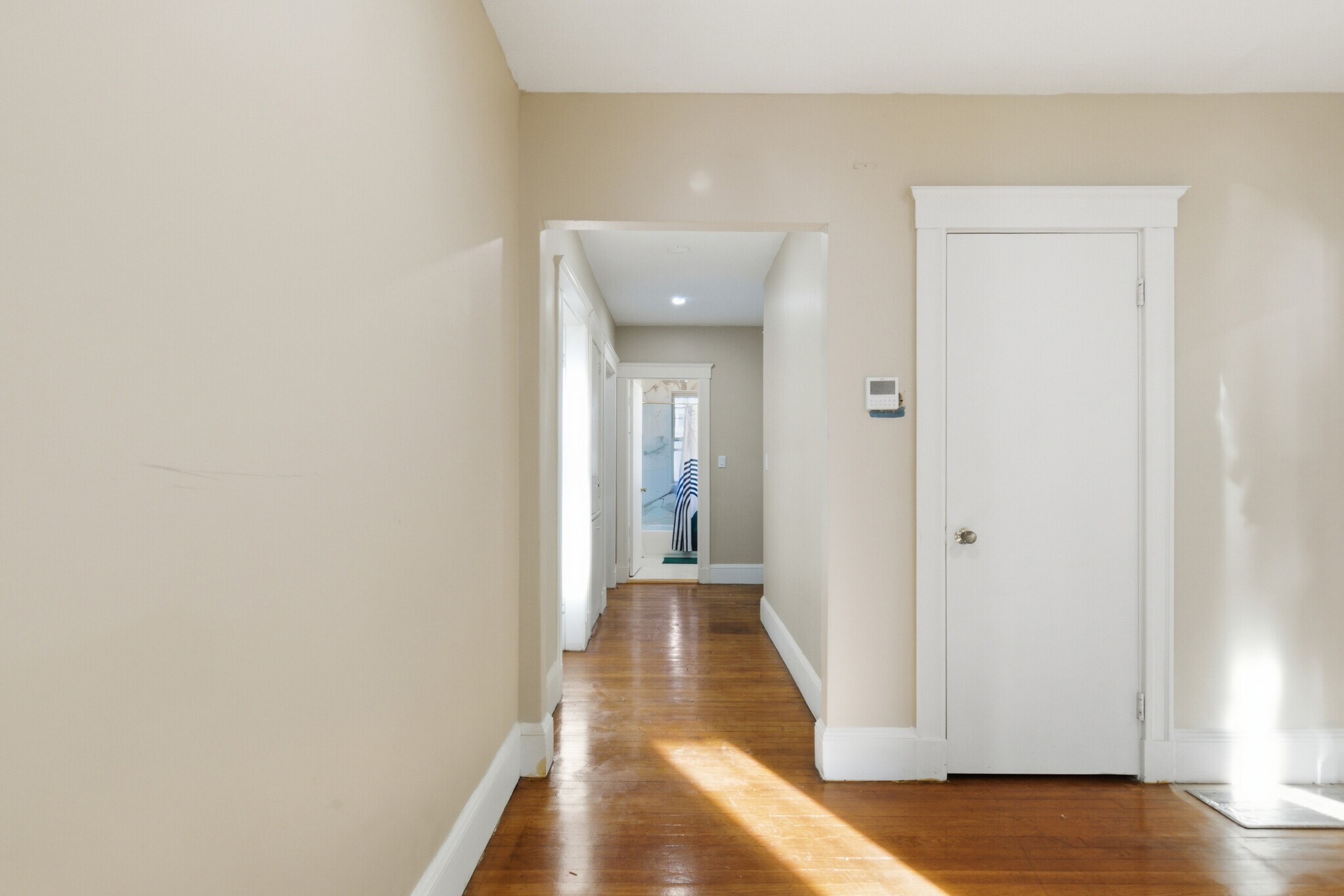 Building Photo - 706 Metropolitan Ave