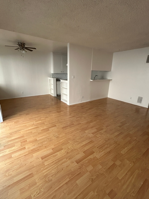 Building Photo - 1538 N Detroit St