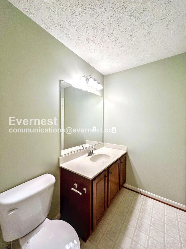 Building Photo - 18337 Democracy Ave