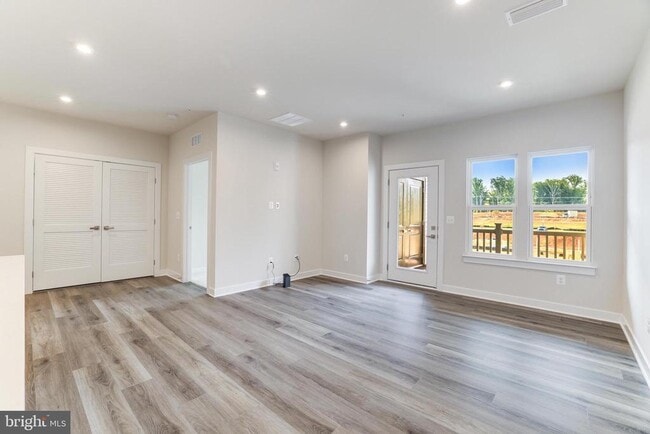 Building Photo - 46270 Mount Allen Ter
